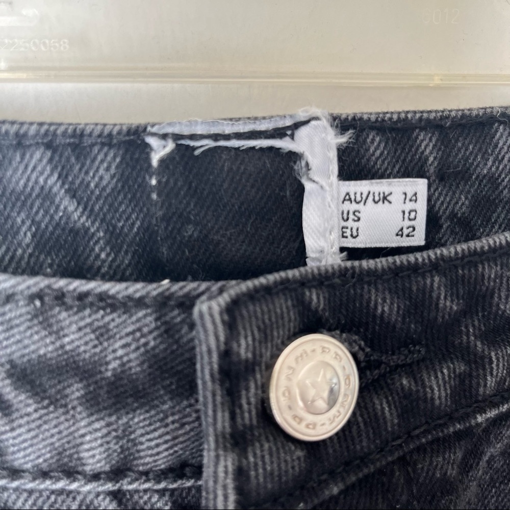 Princess Polly Zaiden Black Straight Leg Denim Jeans 10 - Picture 3 of 11